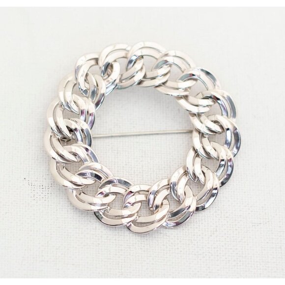 Monet Jewelry - Vintage Double Curb Chain Ring Brooch by Monet - T14